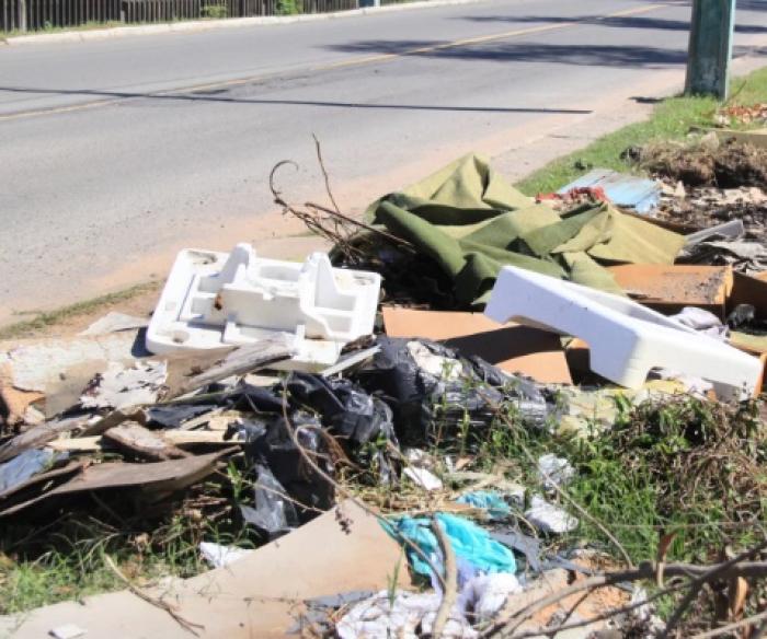 Prefeitura vai monitorar por câmera e multar quem descarta lixo irregularmente